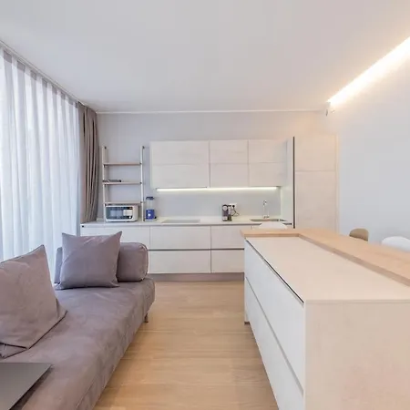 Διαμέρισμα Palms Edition Τζεσόλο Λίντο