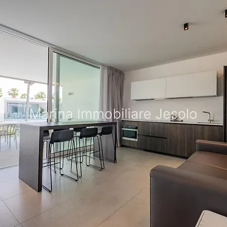 Διαμέρισμα Palms Edition Τζεσόλο Λίντο
