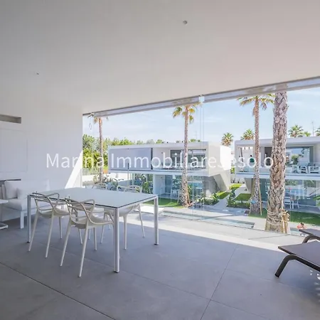 Apartment Palms Edition